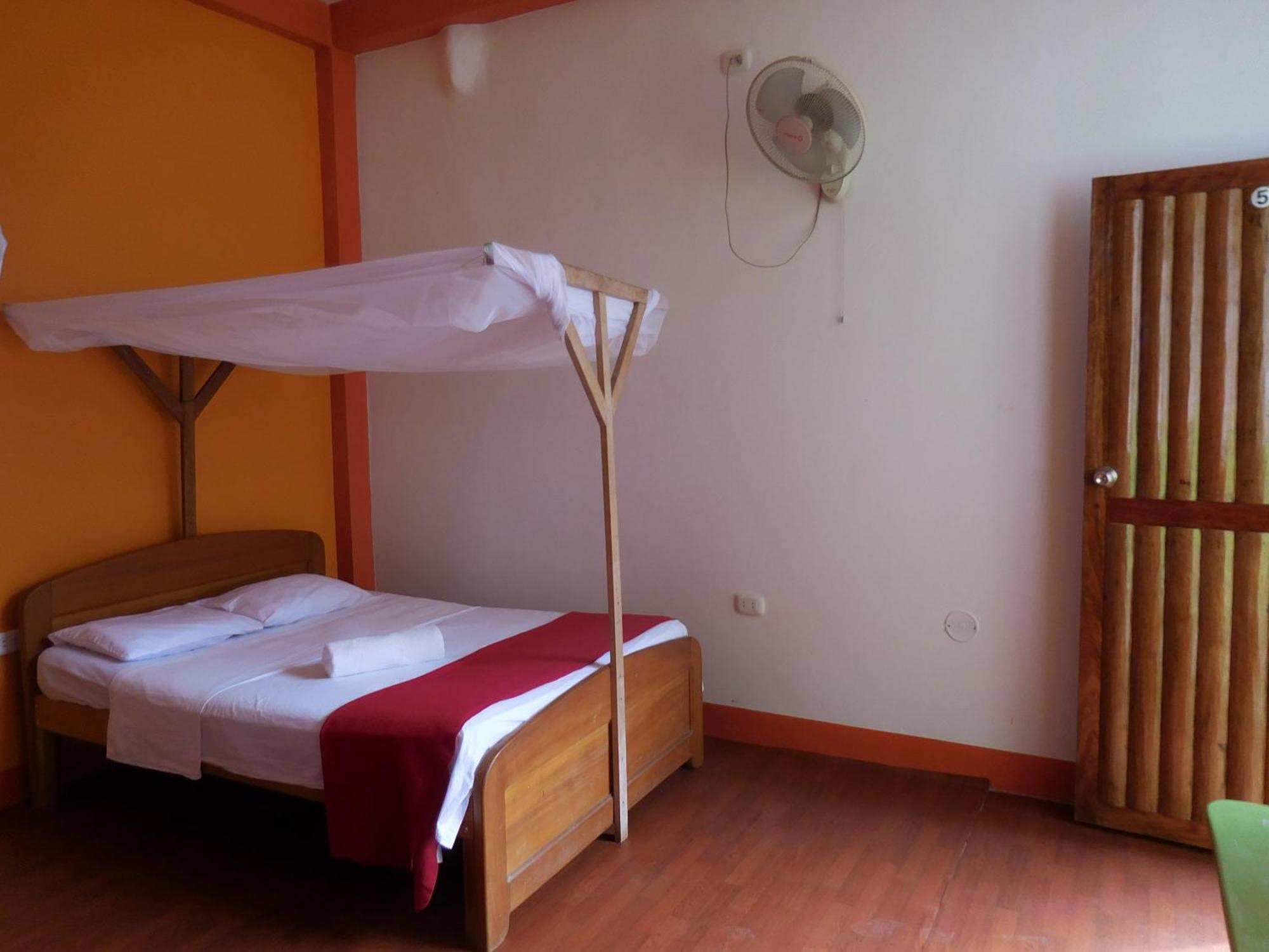 Tambopata Hostel Puerto Maldonado Luaran gambar