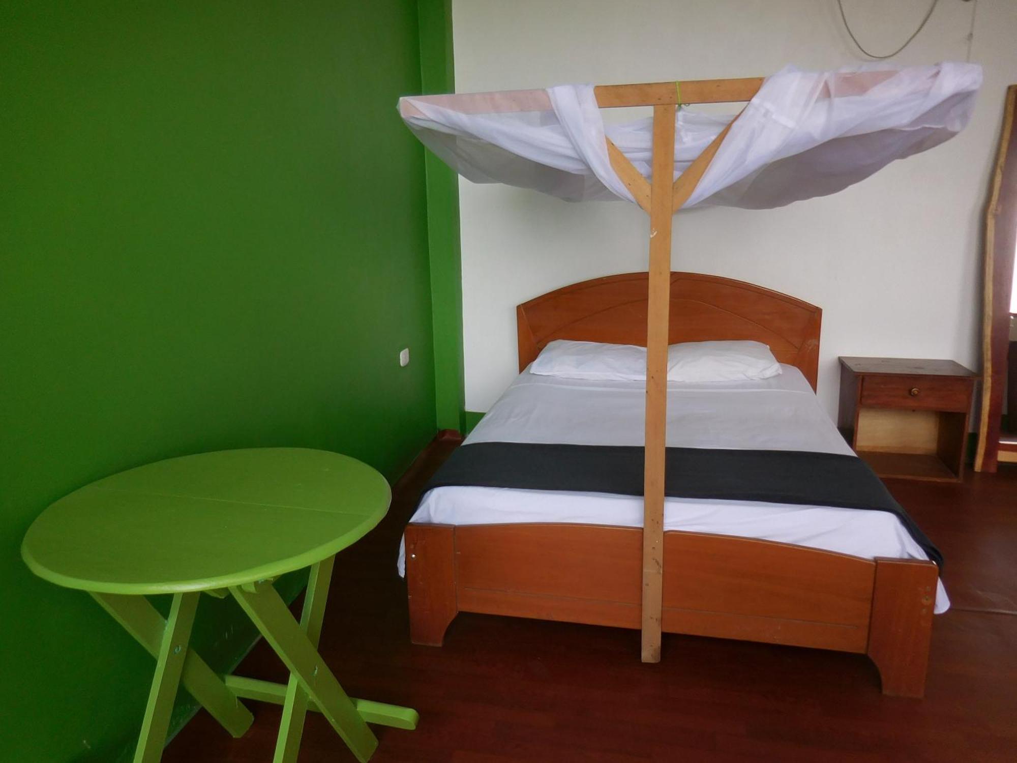Tambopata Hostel Puerto Maldonado Luaran gambar