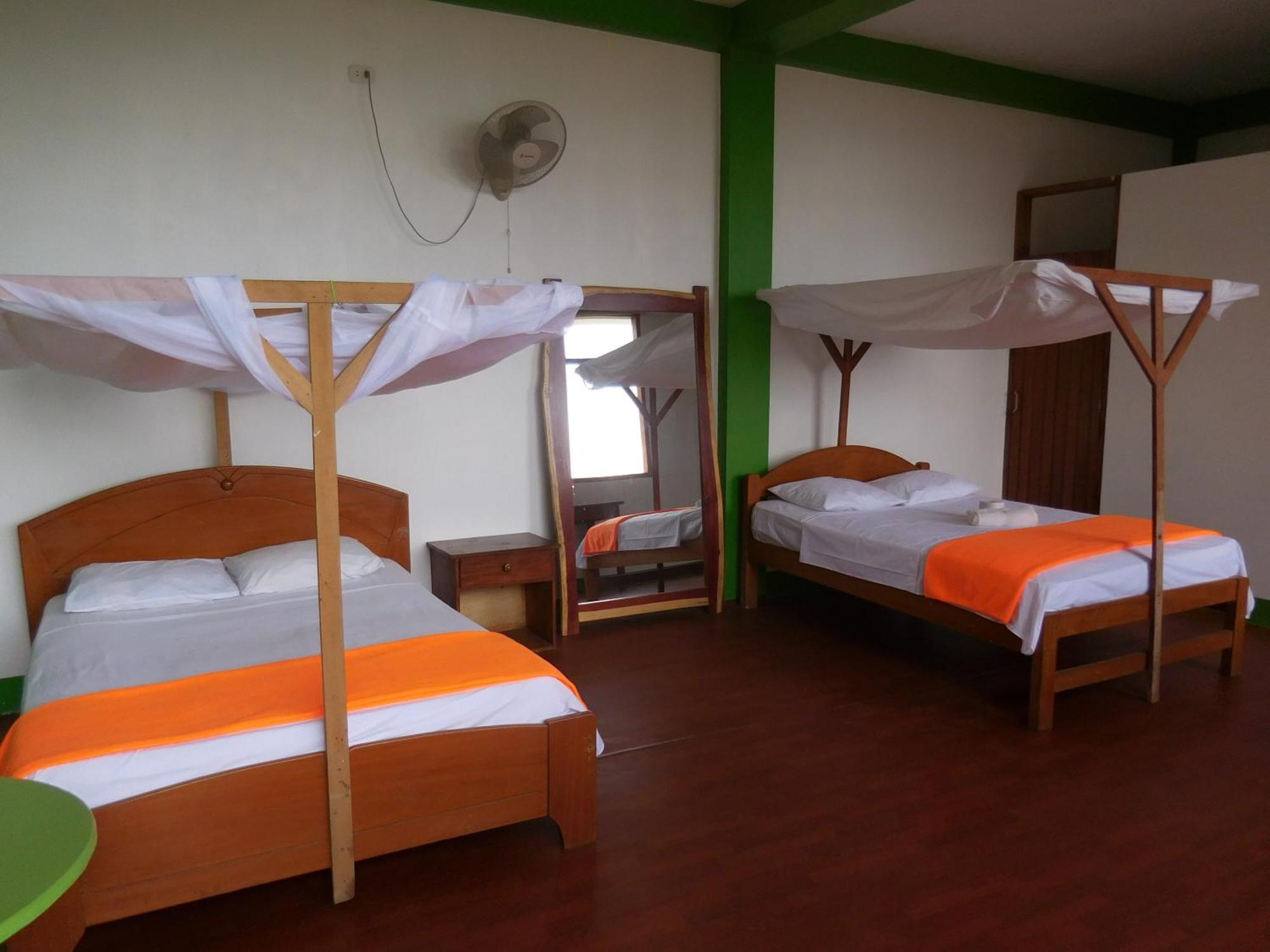 Tambopata Hostel Puerto Maldonado Luaran gambar