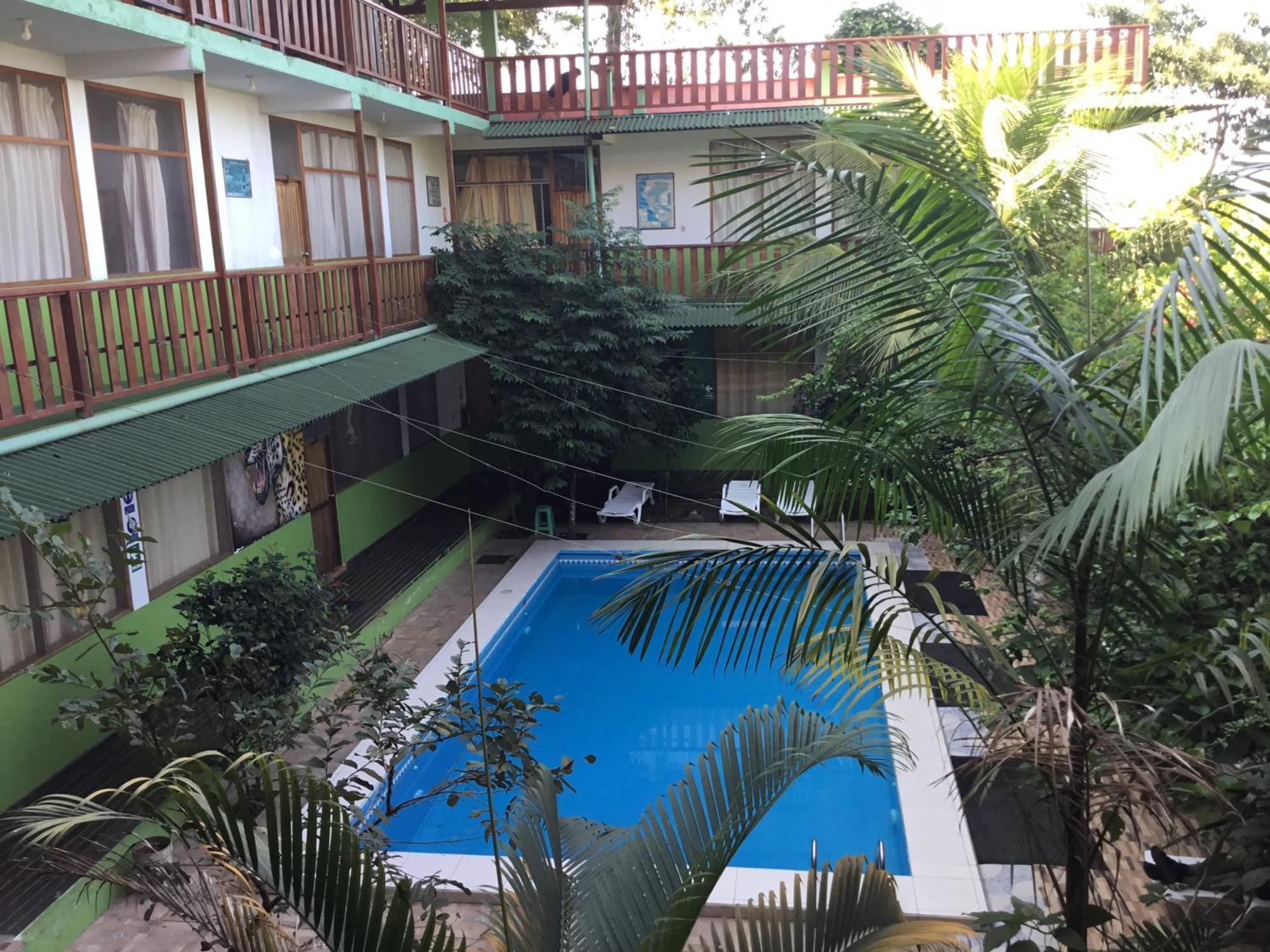 Tambopata Hostel Puerto Maldonado Luaran gambar